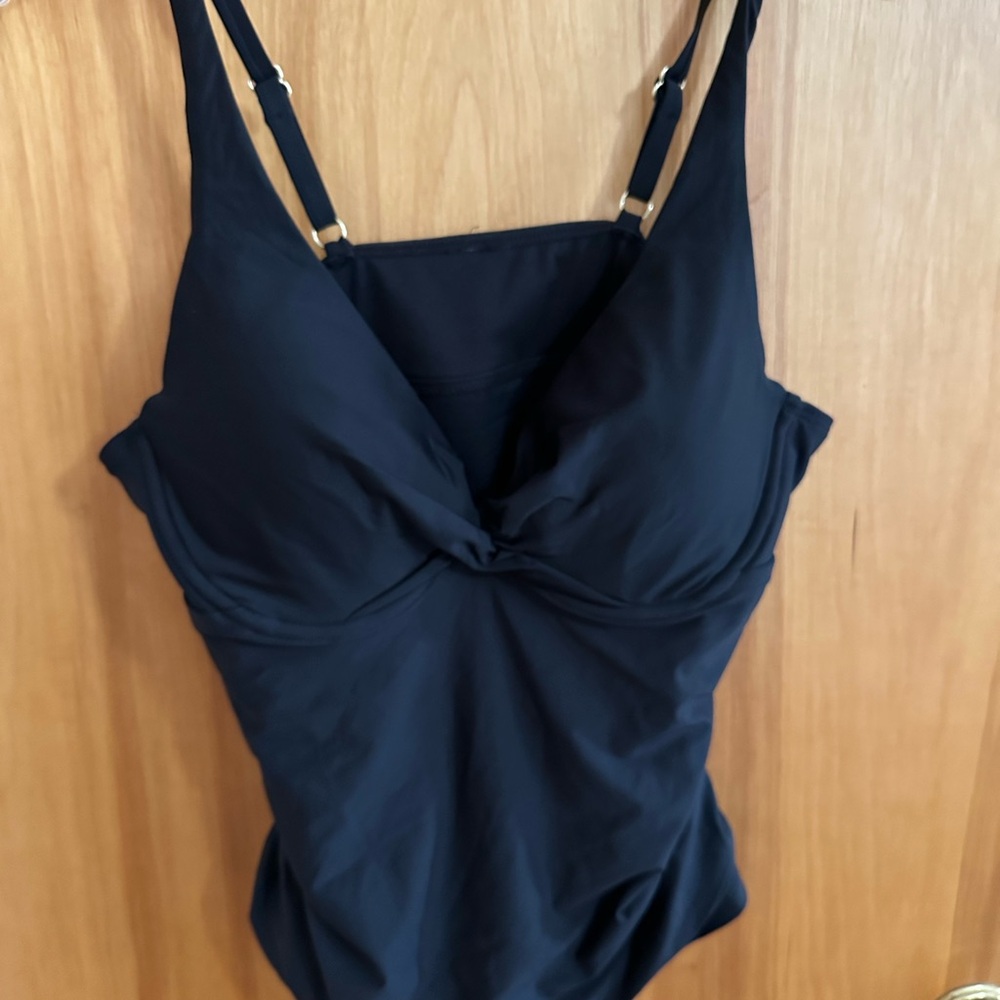 Time and Tru Women’s Size 12-14 Large Tankini Swim Top NEW